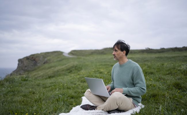 Digital nomad